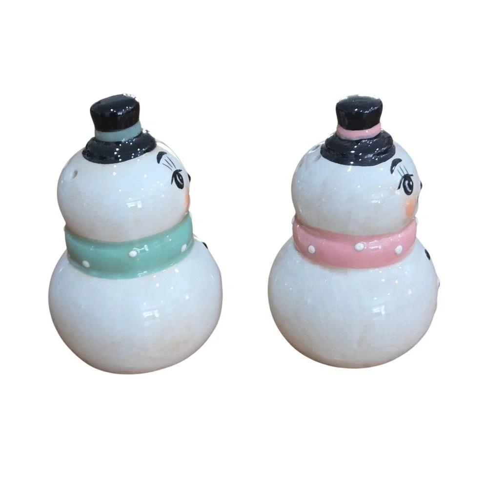 Johanna Parker Snowman Salt‎ & Pepper Shakers Ceramic Hats Scarves Table Decor